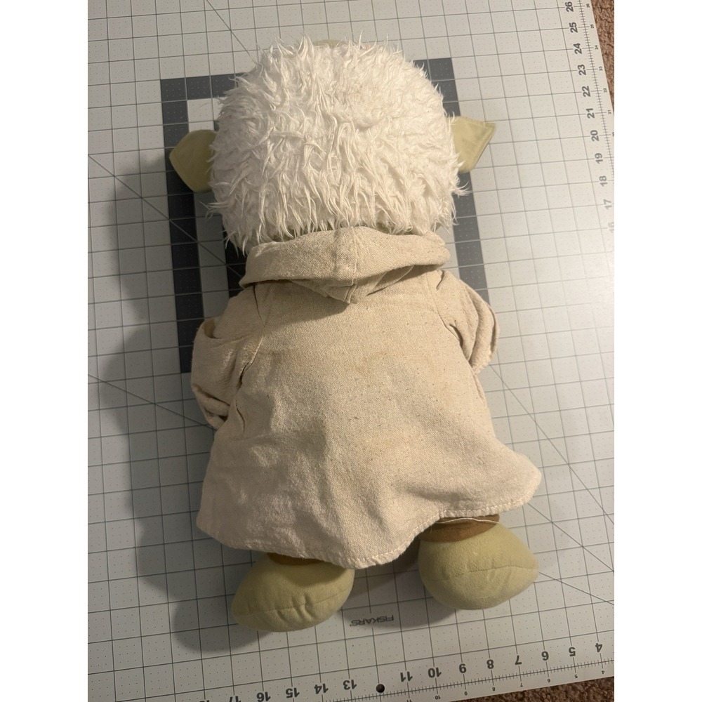 Star Wars Yoda Green White Small Plush Stuffed Animal Toy Washable 2016 17 inch - Picture 3 of 4
